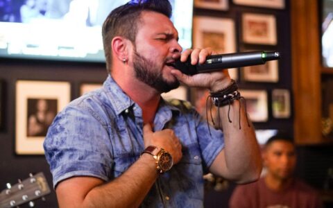 Cantor Sertanejo Alex Almeida lança single na Califórnia